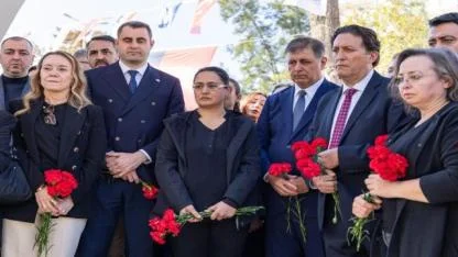 Depremin siyaseti olmaz, vicdanımızla konuşacağız