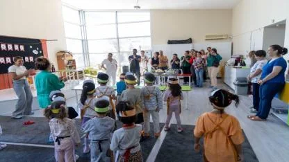 Karşıyakalı öğrencilere uluslararası eğitim desteği