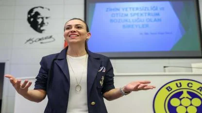 Buca Belediyesi Personeline Otizm Farkındalık Eğitimi