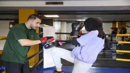 Bucalı kadınlar kick boks dersleriyle güçleniyor