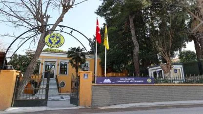 Cumhuriyet Kütüphanesi geleceği aydınlatıyor