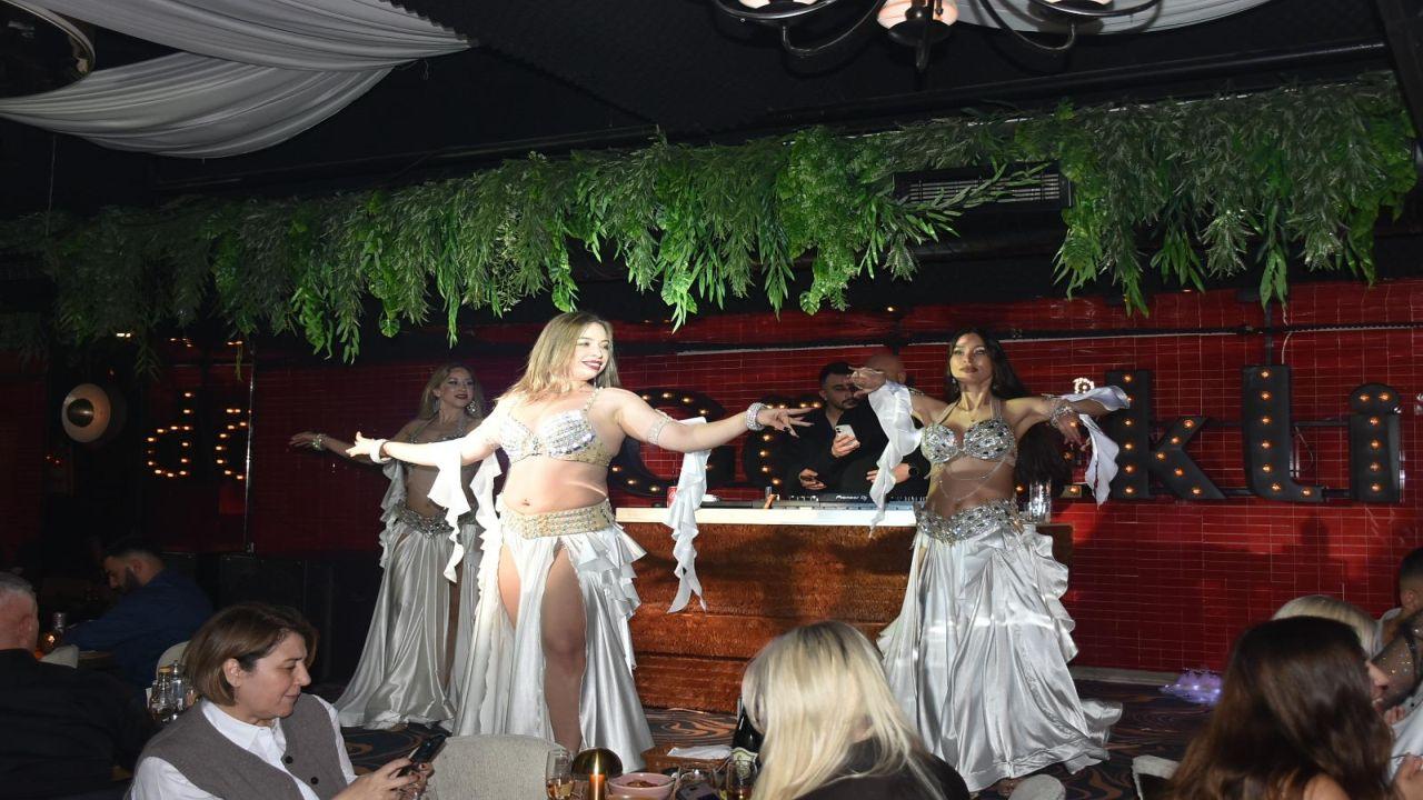 Göbekli İzmir Sezonu Açtı