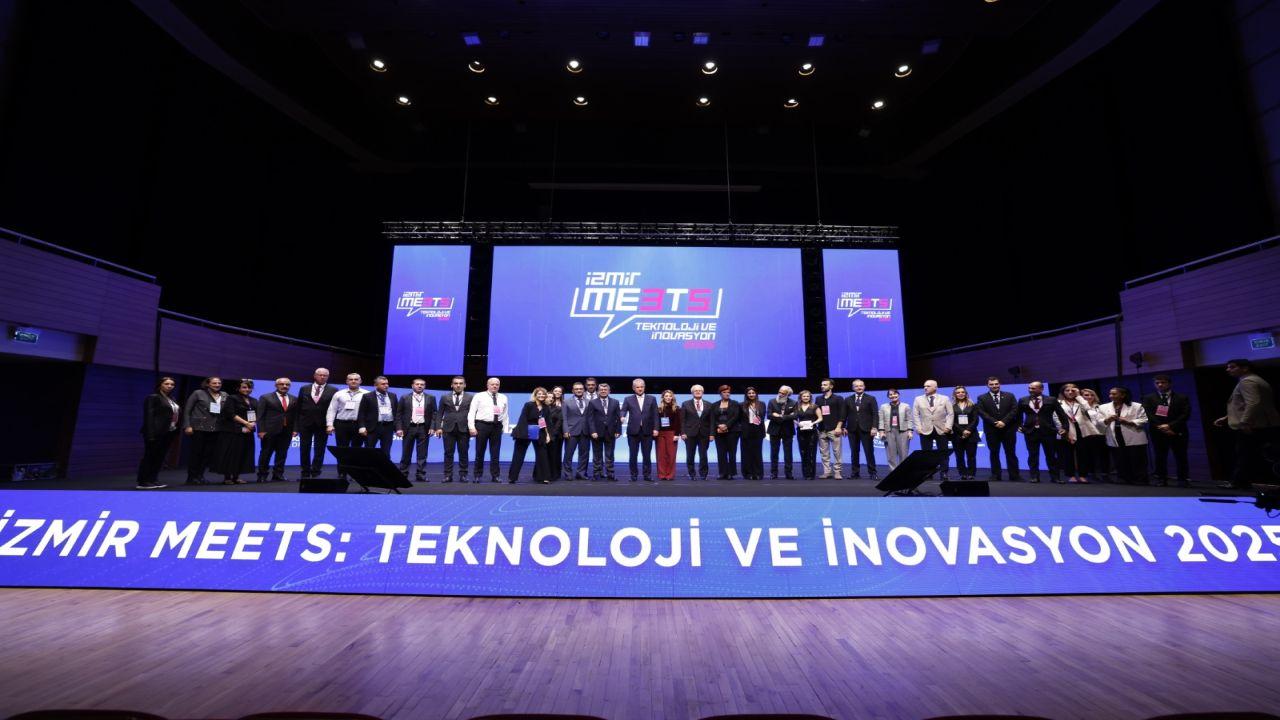 İzmir MEETS 2025’te şehircilik, enerji ve sporun geleceği masaya yatırıldı