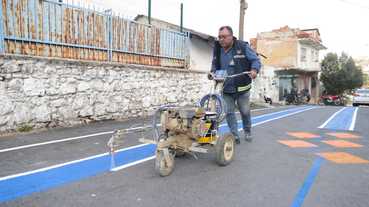 Konak’ta okul yolu renkli, çocuklar mutlu