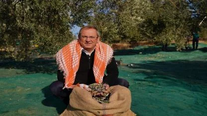 MESUT ERGİN: “DÜNYA ZEYTİN AĞACI GÜNÜ KUTLU OLSUN”