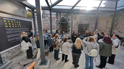 Sanat ve tarihi buluşturan Kıllıoğlu Hamamı’na yoğun ilgi