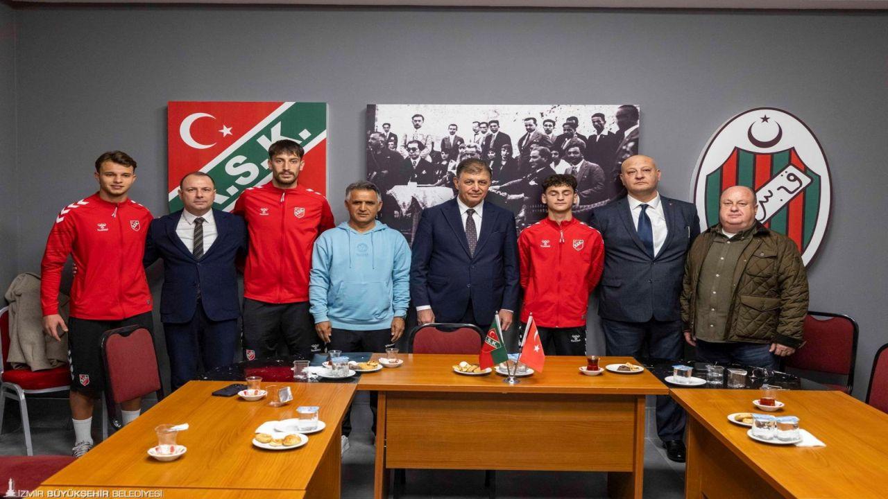 Başkan Tugay’dan iki efsaneye ziyaret