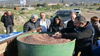 Büyükşehir’in Tohumları Sarıçalı Mahallesi’nin Merasını Yeşertecek