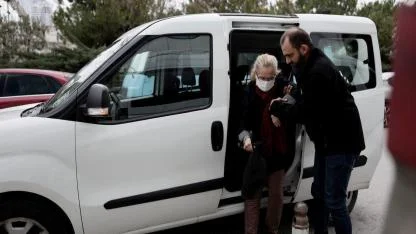 Balçova Belediyesi’nden Fizik Tedavi ve Onkoloji Hastalarına Ulaşım Desteği