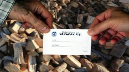 Efes Selçuk’ta Ailelere Yakacak Desteği