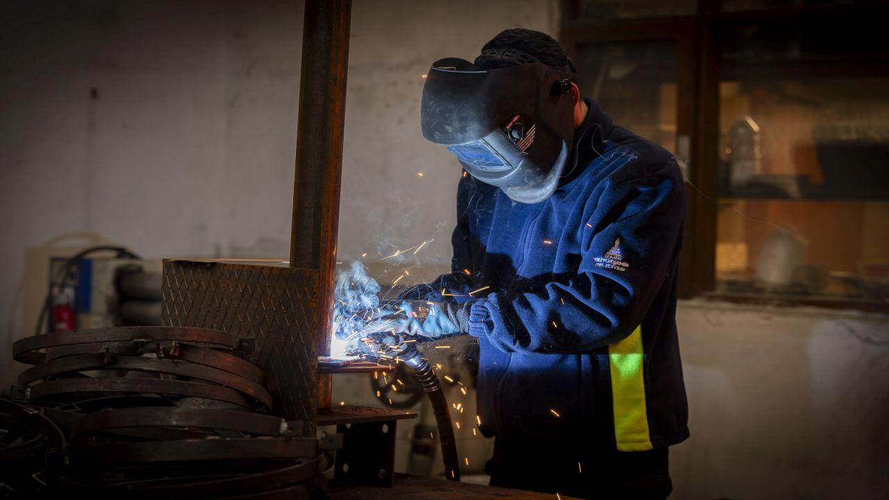 İzmir’in sihirli elleri kent için üretiyor