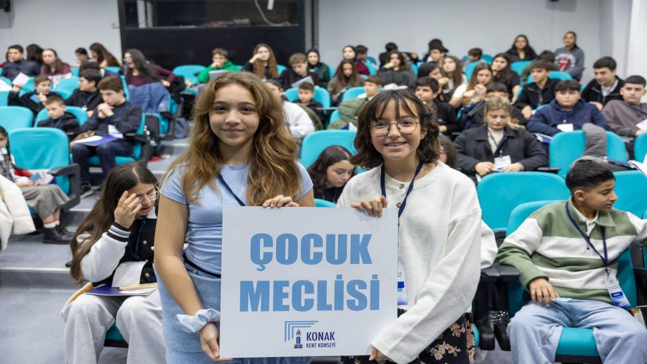 Konak’ın Çocuk Meclisi’nde seçim heyecanı