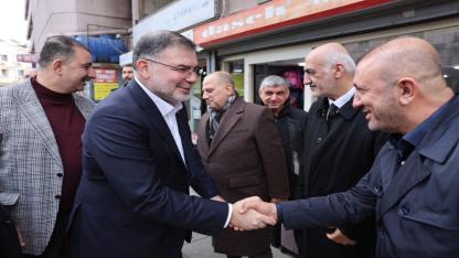 "Sorunlar nasıl çözümsüz bırakılır, CHP belediyeciliği bugün bunu tüm İzmirlilere göstermektedir"