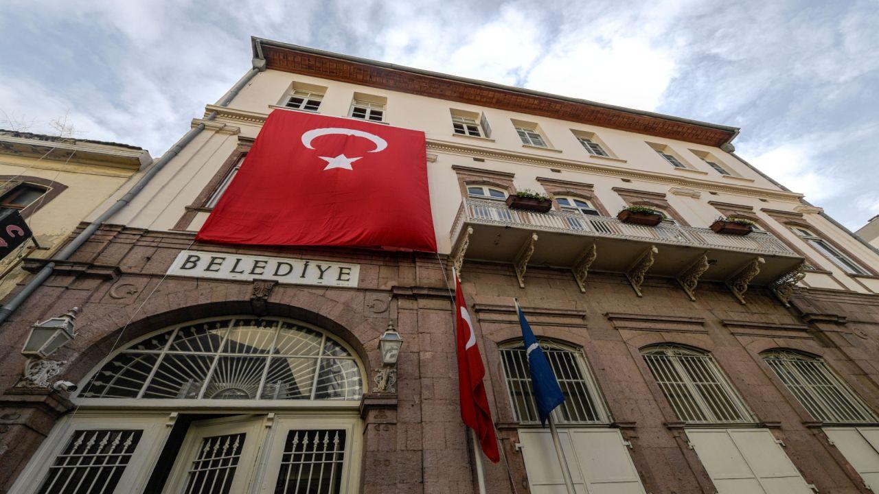 Başkan Tugay’dan üç taşınmaza ilişkin açıklama