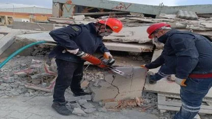 Bayraklı Belediyesi Arama Kurtarma Ekipleri AFAD Eğitimini Tamamladı