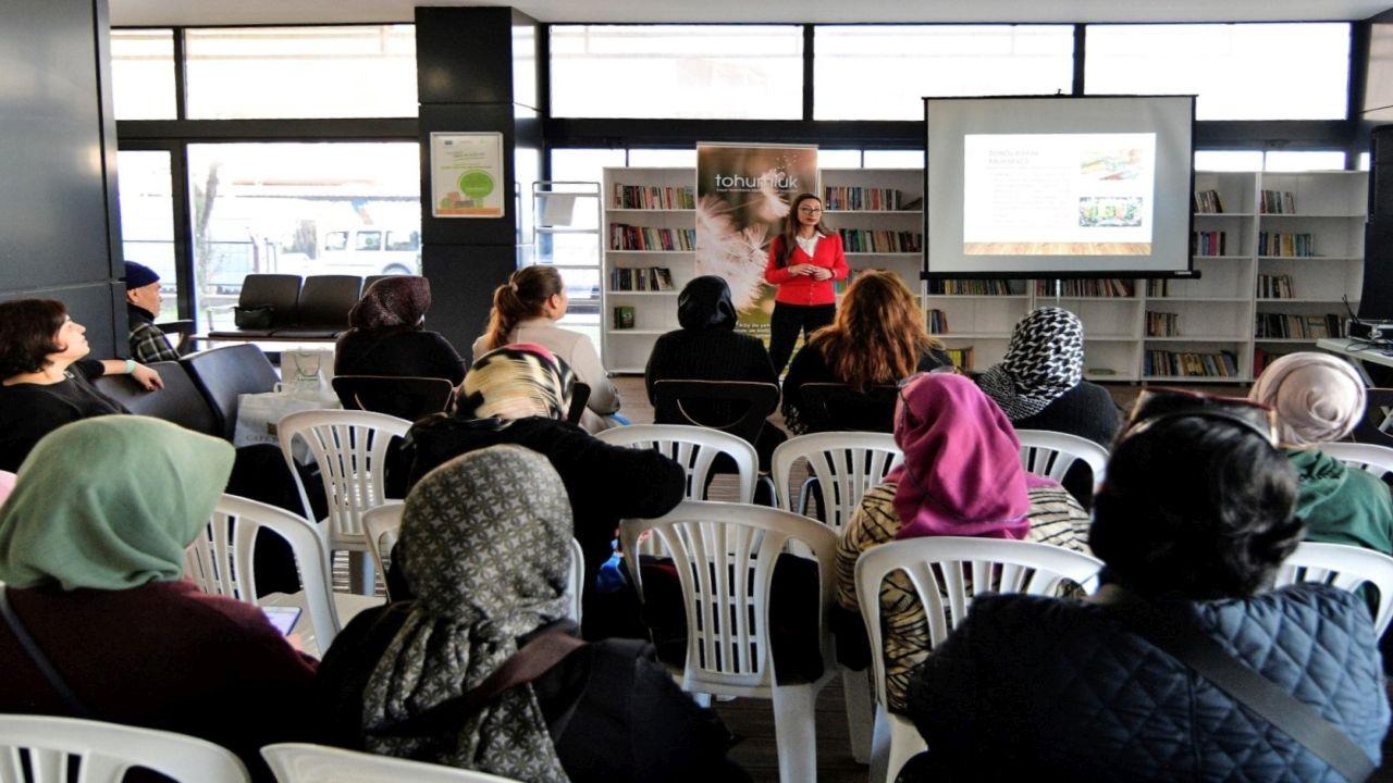 Bornova’da kadınlar hem üretiyor hem bilinçleniyor