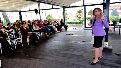 Bornova’da Sağlıklı İlişkiler masaya yatırıldı