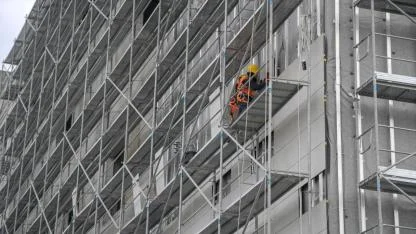 Eşrefpaşa Hastanesi’nin yeni binasında sona doğru