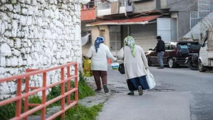 İftar bereketi Büyükşehir’in aşevinden sofralara uzanıyor