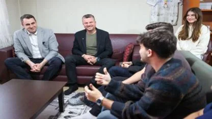 İl Başkanı Güç ve Başkan Duman, iftar sofrasında gençlerin derdini dinledi