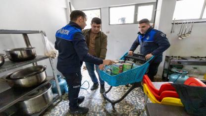 Merdiven altı imalathaneye mühür vuruldu