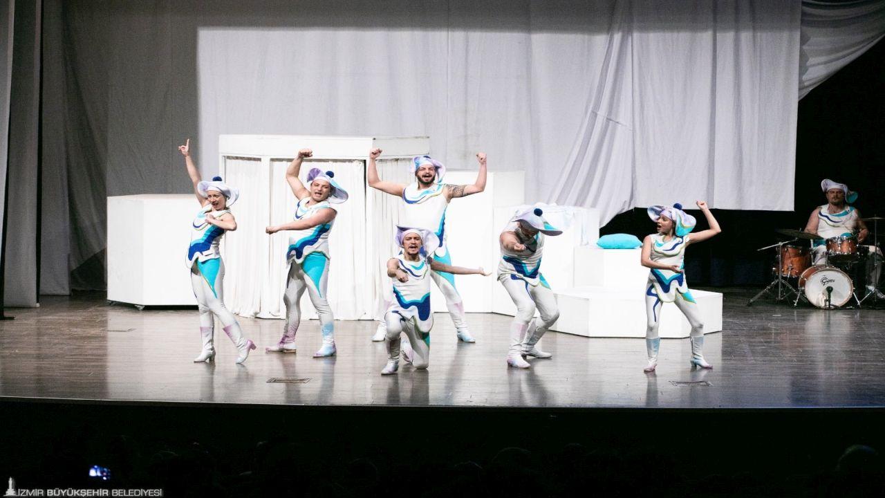 “Don Kişot” minik izleyicileri büyüledi