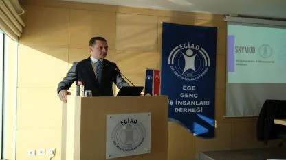 EGİAD Üyeleri Yapay Zekâ Okuryazarlığında Buluştu