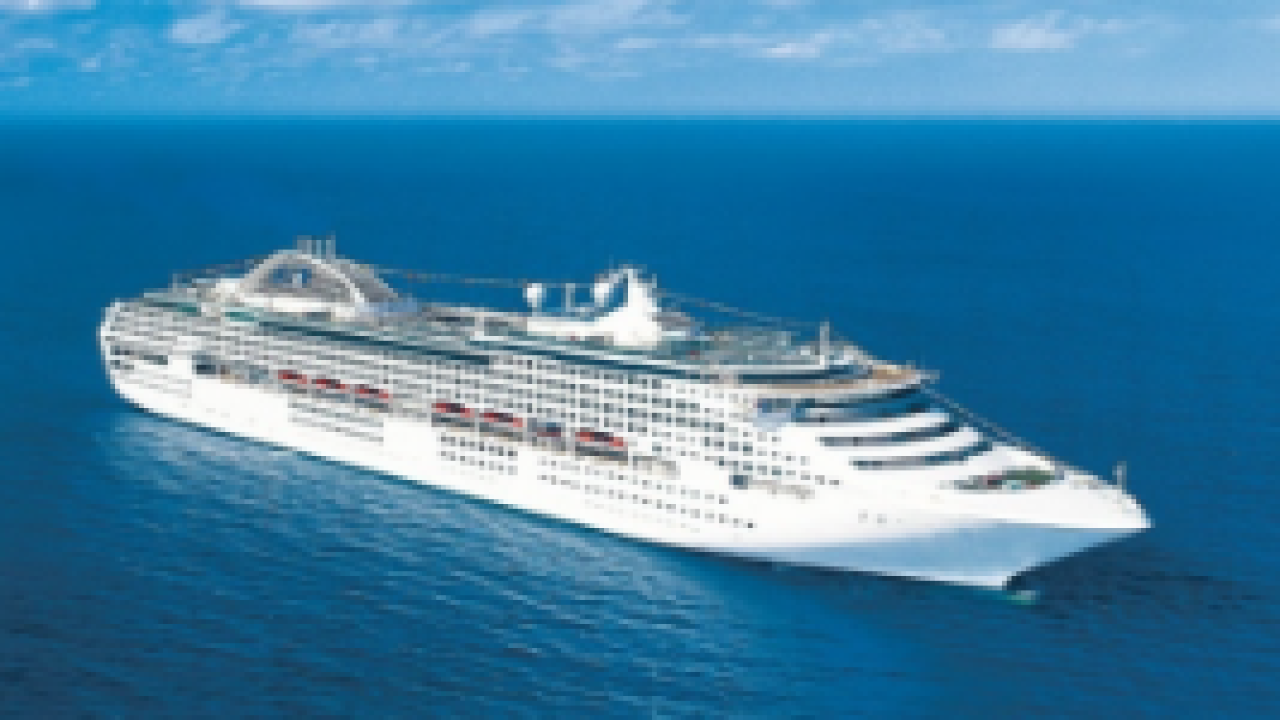 İzmir'de Kruvaziyer Yoğunluğu Arttı