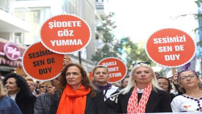 Karşıyaka’da dolu dolu 8 Mart!