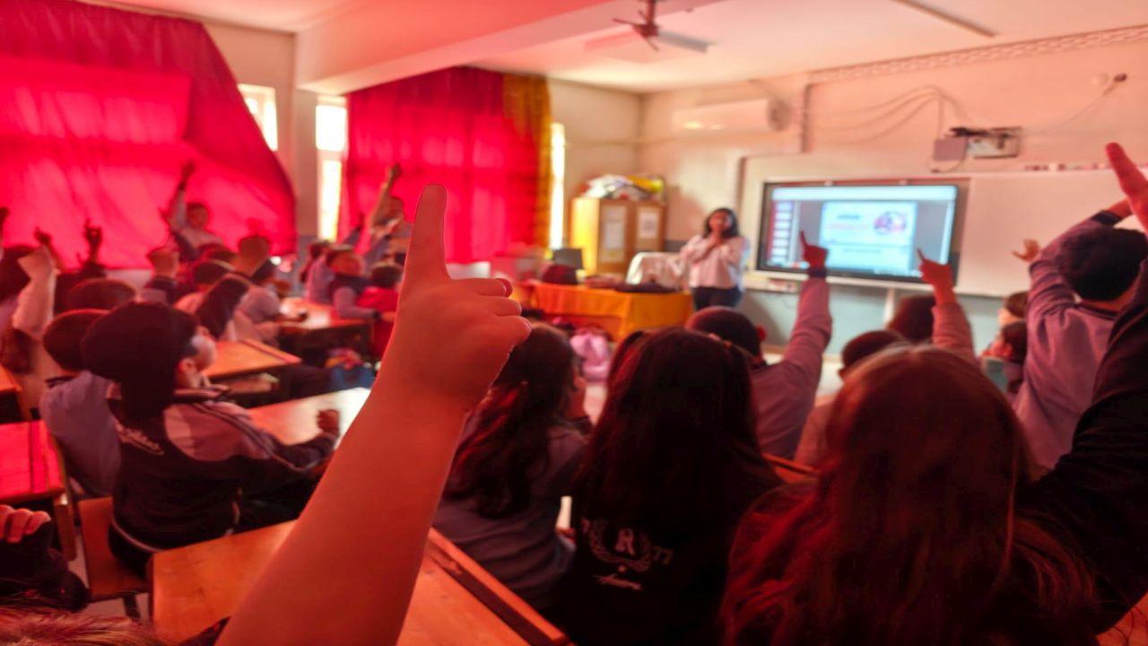 Akran zorbalığı ve şiddete karşı nezaket eğitimi