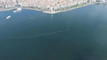 İzmir Körfezi’nde dokuzuncu kez dış kaynaklı kirlilik tespit edildi