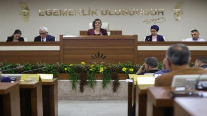 Karabağlar’da "Adrese Teslim" Ceza Tartışması