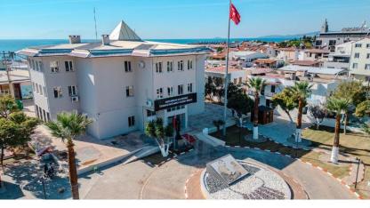 İzmir'de devam eden operasyonların bugünkü adresi Seferihisar oldu.